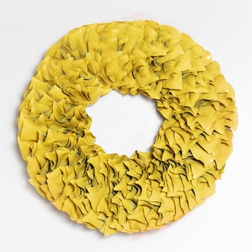 Limoncello Lacquer Wreath