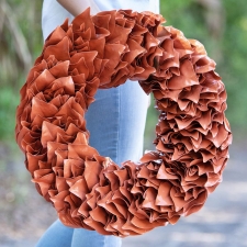Coral Sands Lacquer Wreath