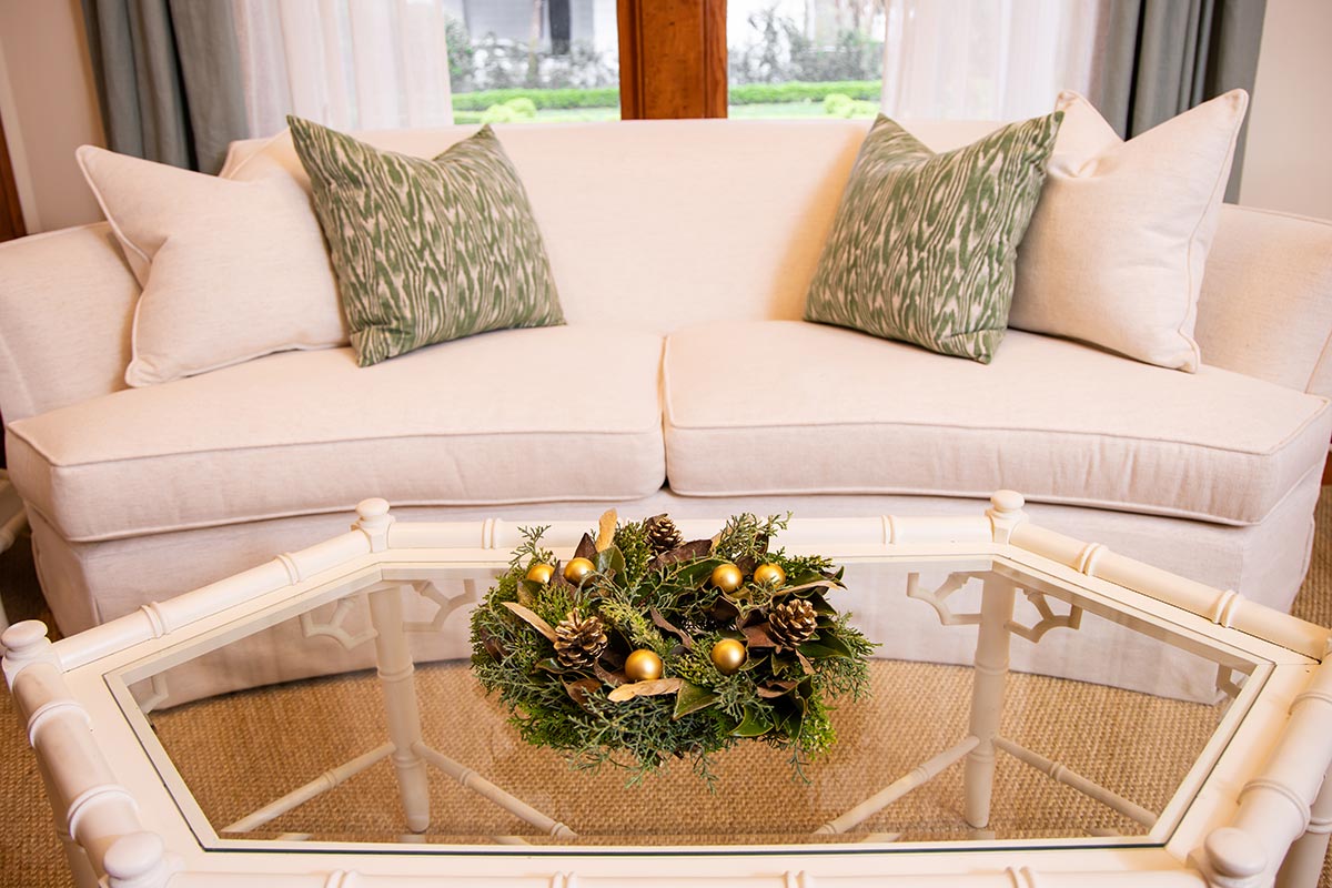 Whimsical Champagne Centerpiece