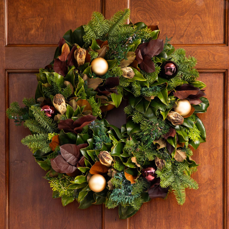 Holiday Hearth Wreath